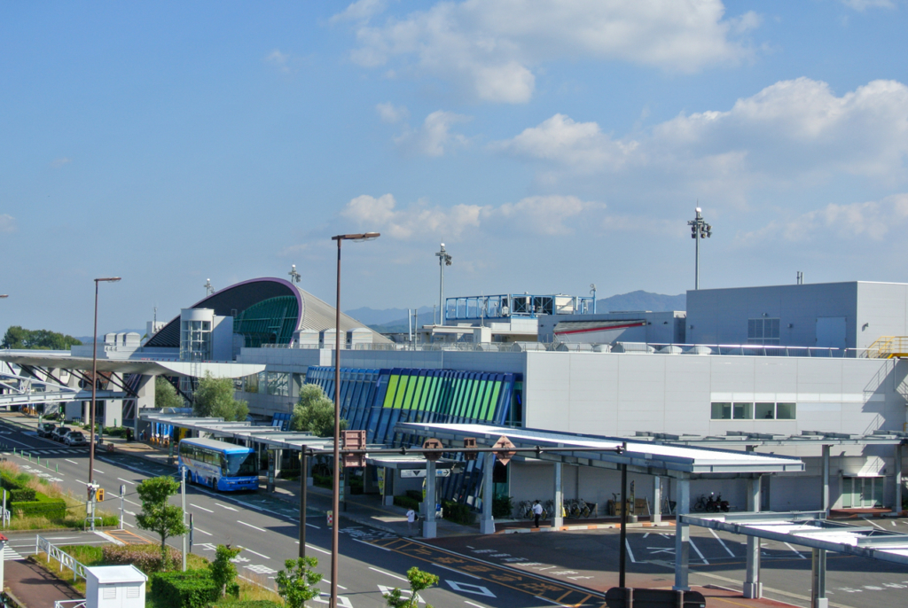 高松空港外観