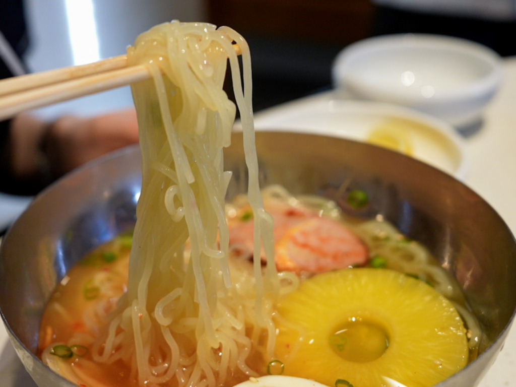 冷麺の麺