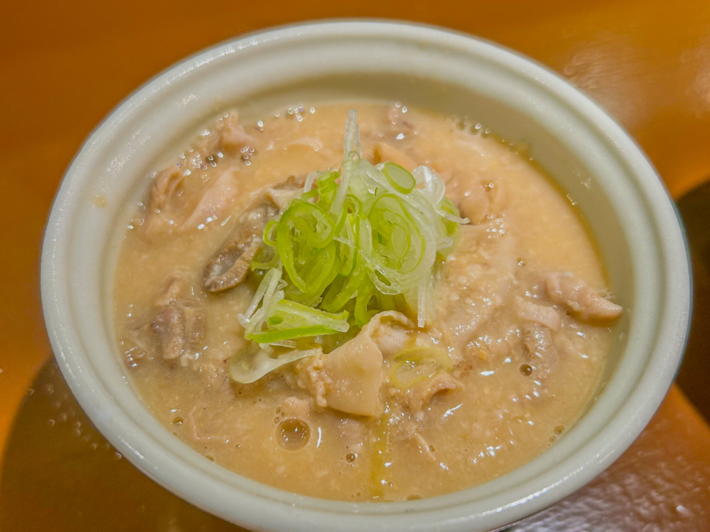 名物「もつ煮込み」